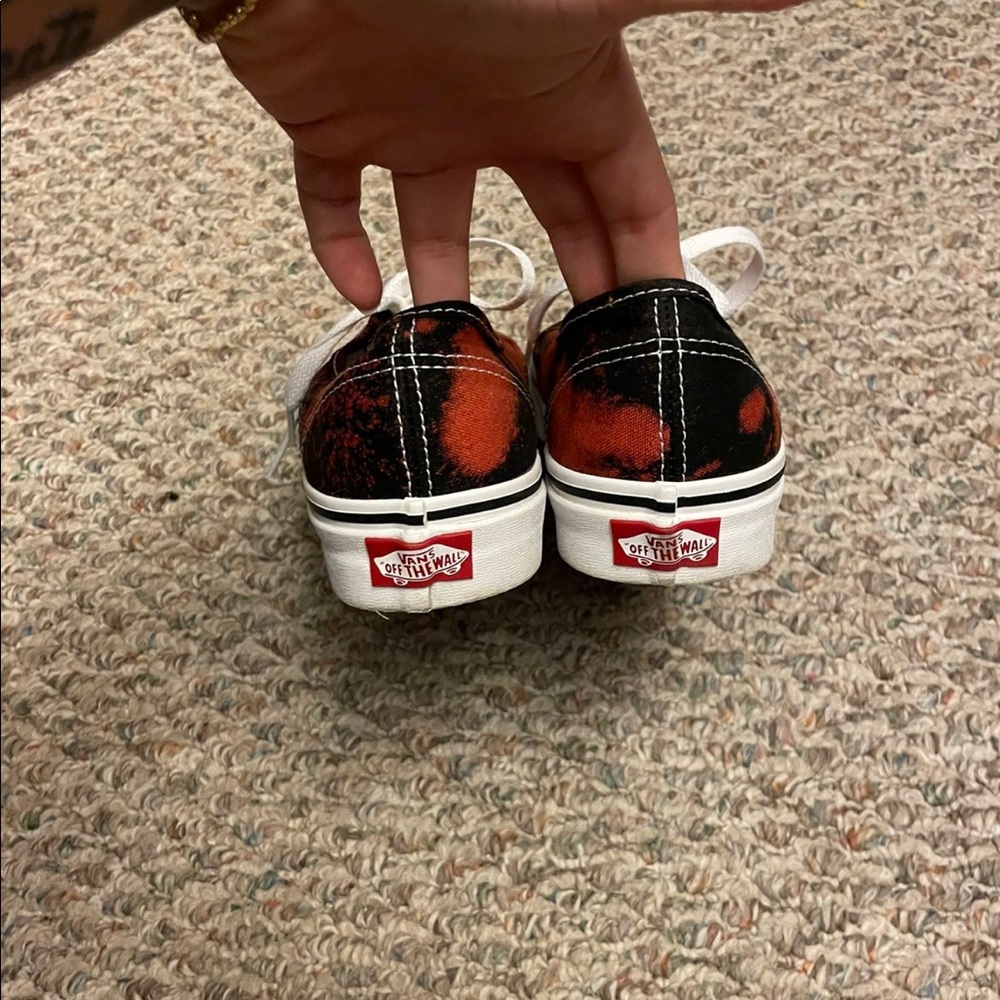 Vans - Picture 5 of 5